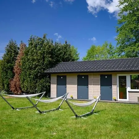 No 2a With Private Jacuzzi